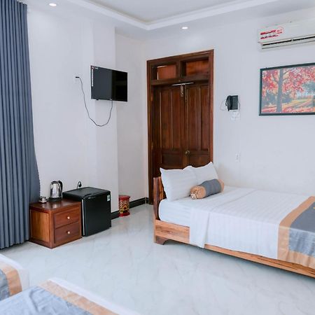 Khách sạn Hoàng My Tuy Hoa Exterior foto
